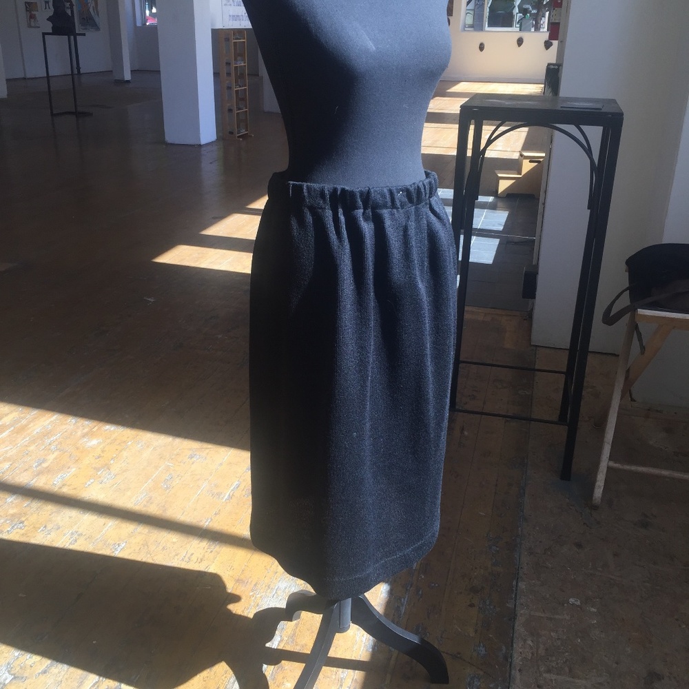 Black knit Vintage 2pc skirt set - Picture 2 of 6